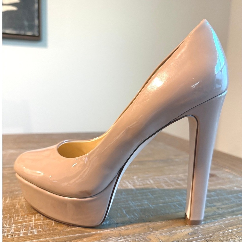 NEW Jessica Simpson Nude Patent Platform Pumps Heels‎ Almond Toe 7.5M 38 JS-Dany